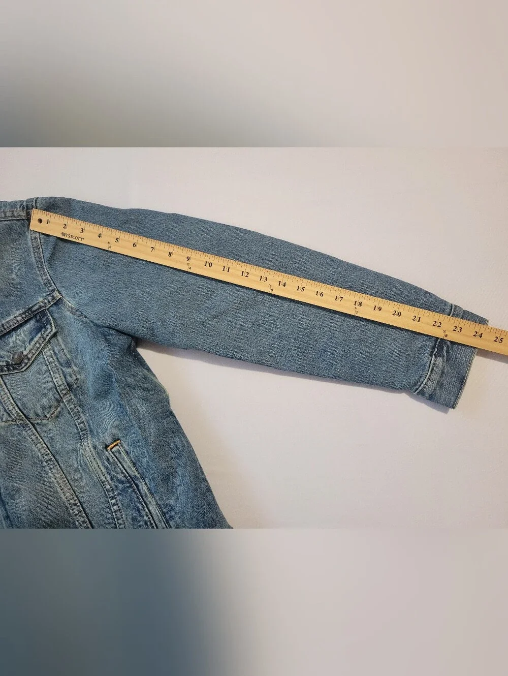 NWT Levi Strauss & Co. Denim Jean Sherpa Lined Type III Trucker Snap Jacket